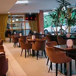 فندق Bermon 4*