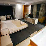 Bermon 4*