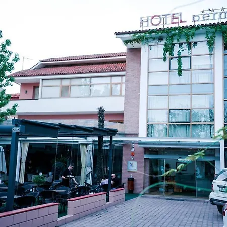 贝尔蒙酒店 地拉那