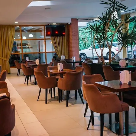 Ξενοδοχείο Bermon 4*