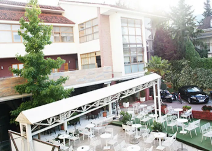 Ξενοδοχείο Bermon Hotel