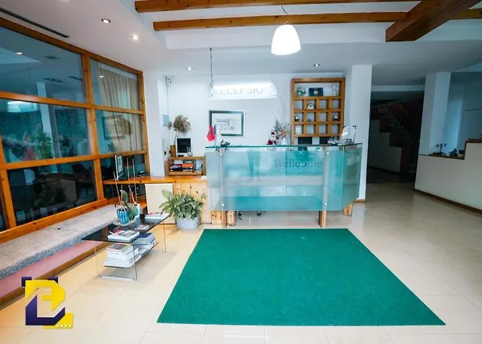 Bermon Hotel Ξενοδοχείο 4*