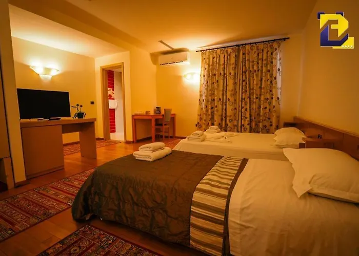 Bermon Hotel Τίρανα