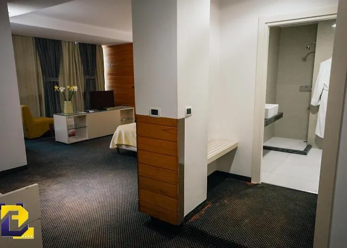 Bermon Hotel 4* Tirana